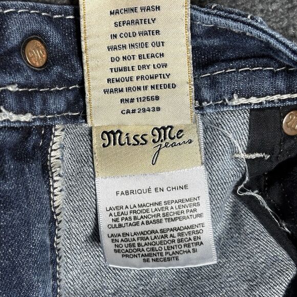 Miss Me Jeans Capri Boyfriend Dark Wash 27 Wings Embroidery Bling HTF - Picture 7 of 14